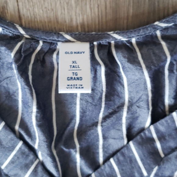 Old Navy striped top - Picture 3 of 4